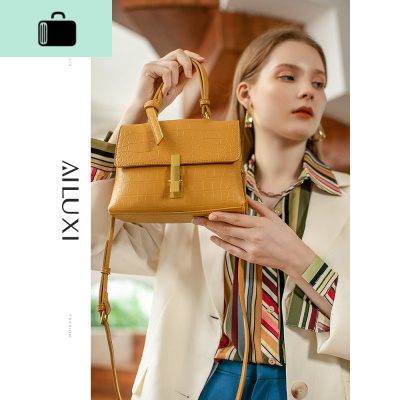 高级感手提包女2020新潮款气质型百搭小众设计软皮单肩斜挎小包包NEW LAKE女斜挎包