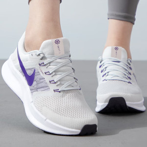 耐克(Nike)女鞋新款公路训练跑步鞋缓震耐磨网面透气休闲运动鞋DR2698-106 ZP