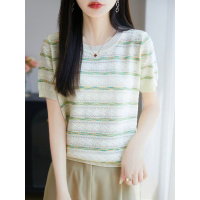 25夏季新款彩虹条纹冰爽丝薄款短袖上衣T恤女圆领修身短袖针织衫