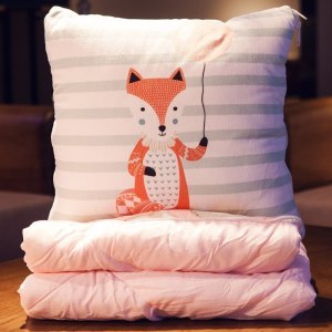 美帮汇小车折叠抱枕被子两用夏凉被女生办公室卧室靠枕靠垫午睡