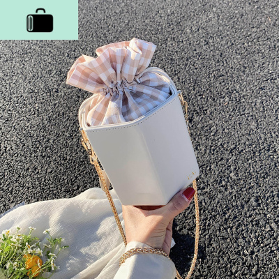 独特小包包洋气女包2020流行新款潮时尚链条斜挎包网红单肩水桶包NEW LAKE女斜挎包