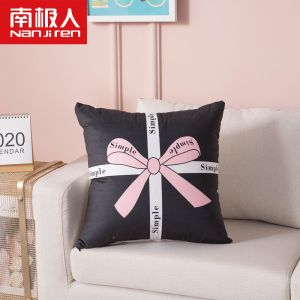 卡通抱枕客厅沙发靠垫套汽车办公室护腰靠午睡枕床头靠背垫