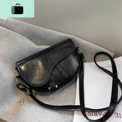 夏季新款质感女包小包包潮韩版复古百搭单肩包个性百搭简约斜跨包NEW LAKE女斜挎包