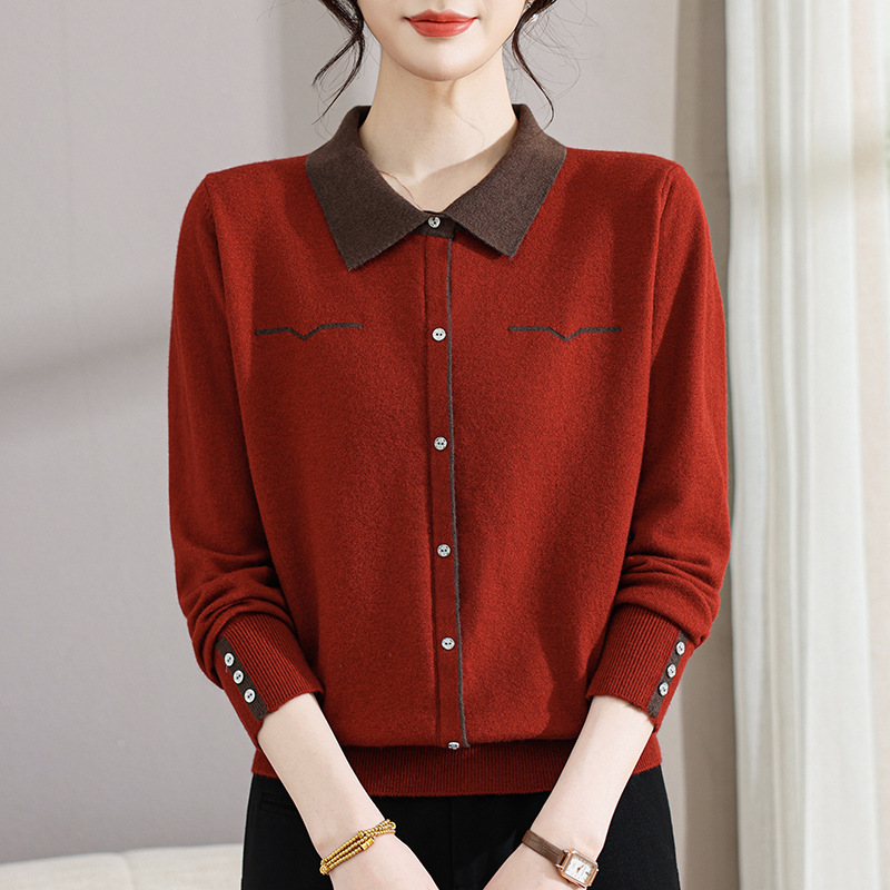 2026年新款妈妈装针织衫女洋气简约长袖中老年女装上衣40岁