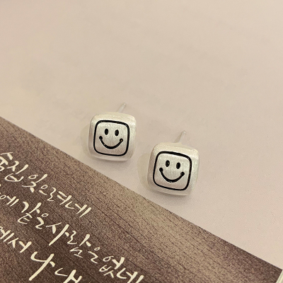 纯银拉丝方块笑脸耳钉女小众设计感独特耳环耳饰2025新款送女朋友老婆情人节七夕生日礼物