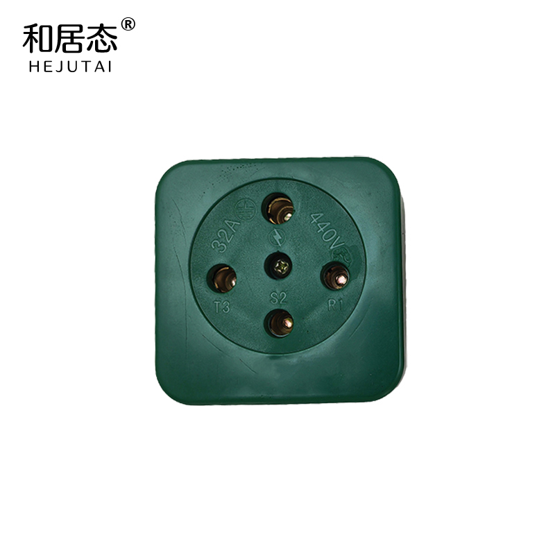 和居态 三相四线插座 32A 440V 个