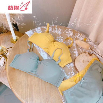 防滑两穿-小胸聚拢无钢圈内衣女多功能隐形文胸罩套装学生LARJ费琳文胸套装