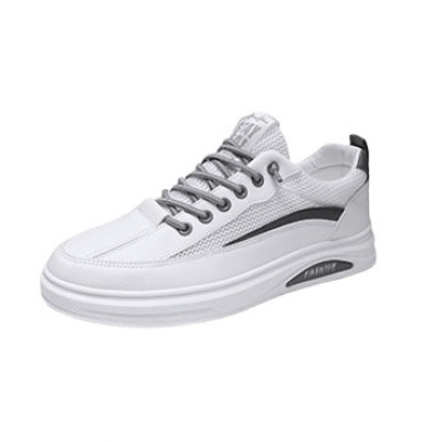 春秋款男孩低帮软底跑步鞋学校表演小白鞋女童潮品牌:巨森鲨鱼月销