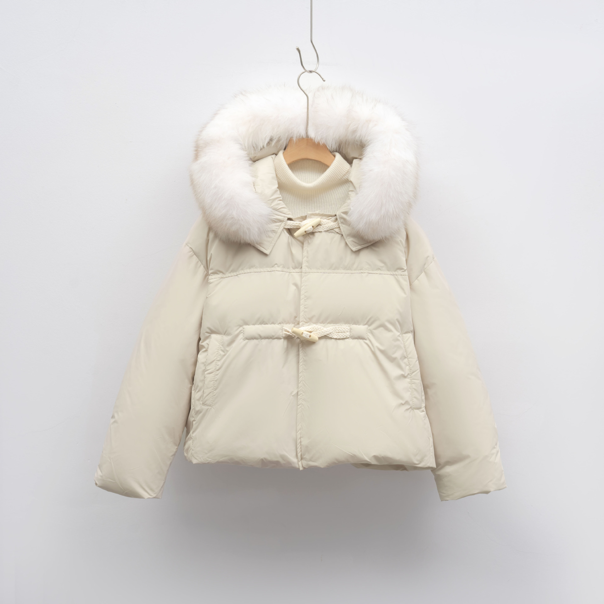 羽绒服连帽加厚狐狸毛羽绒服女大毛领冬季时尚防寒保暖