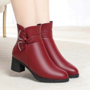 女鞋冬季中跟妈妈棉鞋粗跟软皮加绒保暖中老年软底防滑棉皮鞋女