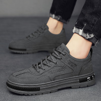 男鞋春季新款运动休闲板鞋时尚百搭英伦风工装帅气马丁劳保潮鞋