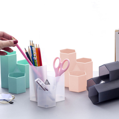 封后ins菱形多功能创意笔筒北欧三格桌面收纳桶装饰化妆刷收纳桶摆件蓝色+粉色+白色+黑色