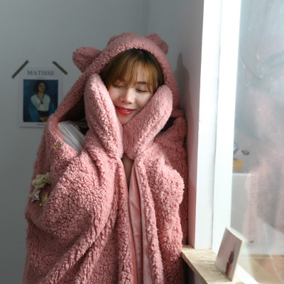 美帮汇秋冬新款羊羔绒连帽斗篷披肩毯法兰绒加厚保暖可穿戴成人披风