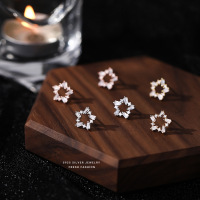 S925纯银五角星锆石耳钉女甜美小清新简约轻奢星星耳环耳饰品代发送女朋友老婆情人节七夕生日礼物