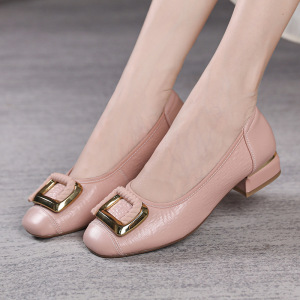 韩版中跟浅口女鞋新款真皮金属方扣单鞋百搭软底舒适四季鞋