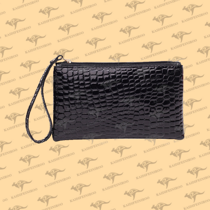 赠品鳄鱼纹小手包小卡包小熊挂件韩版时尚百搭手拿包女长款手机包