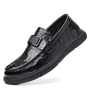 男士休闲皮鞋2024新款百搭潮流豆豆鞋子男款高档手抓纹真皮乐福鞋