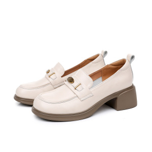 乐福鞋女25春季新款英伦风中跟厚底学院风圆头花朵深口复古女单鞋