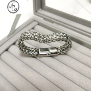 JiMi嘻哈小众高级感简约钛钢双排手链男轻奢首饰个性古巴情侣手镯潮品