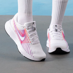 耐克(NIKE)女鞋新款运动鞋健身训练瑜伽锻炼缓震耐磨轻便透气跑步鞋HM9593-002 ZP