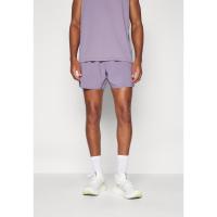 Asics男士快速干燥运动短裤透气弹性腰围侧口袋设计