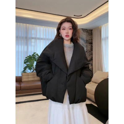 冬季新款韩系短款大翻领棉服女年设计感时尚宽松面包服外套