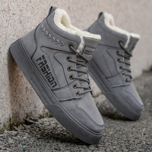 大码冬季时尚百搭男士加厚雪地靴保暖抗寒复古休闲鞋高帮板鞋