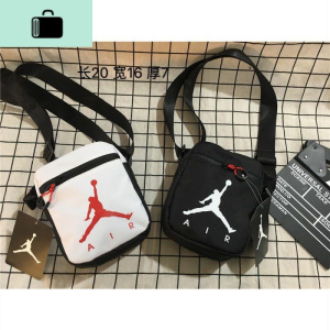 新斜挎包男潮牌运动单肩斜跨小背包夏季新款街头个性时尚嘻哈小包NEW LAKE