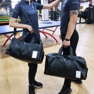 派尼美特男健身包瑜伽包女训练包短途旅行袋韩版学生行李运动包pu手提包