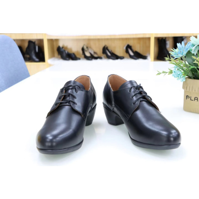 TM女士低跟头牛皮层 皮鞋劳保鞋源头工厂可来样定制35-40码/双