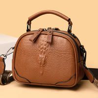 Ceba2023新款欧美复古时尚宽肩带PU鳄鱼纹斜挎包时尚手提单肩女