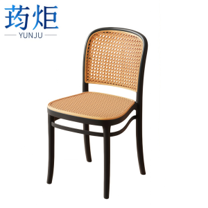 荺炬 藤椅
