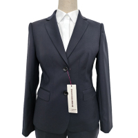 泛为 女西服 定制 件