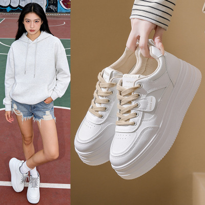 2026春季新款ins韩版透气小白鞋女学生厚底百搭休闲运动板鞋