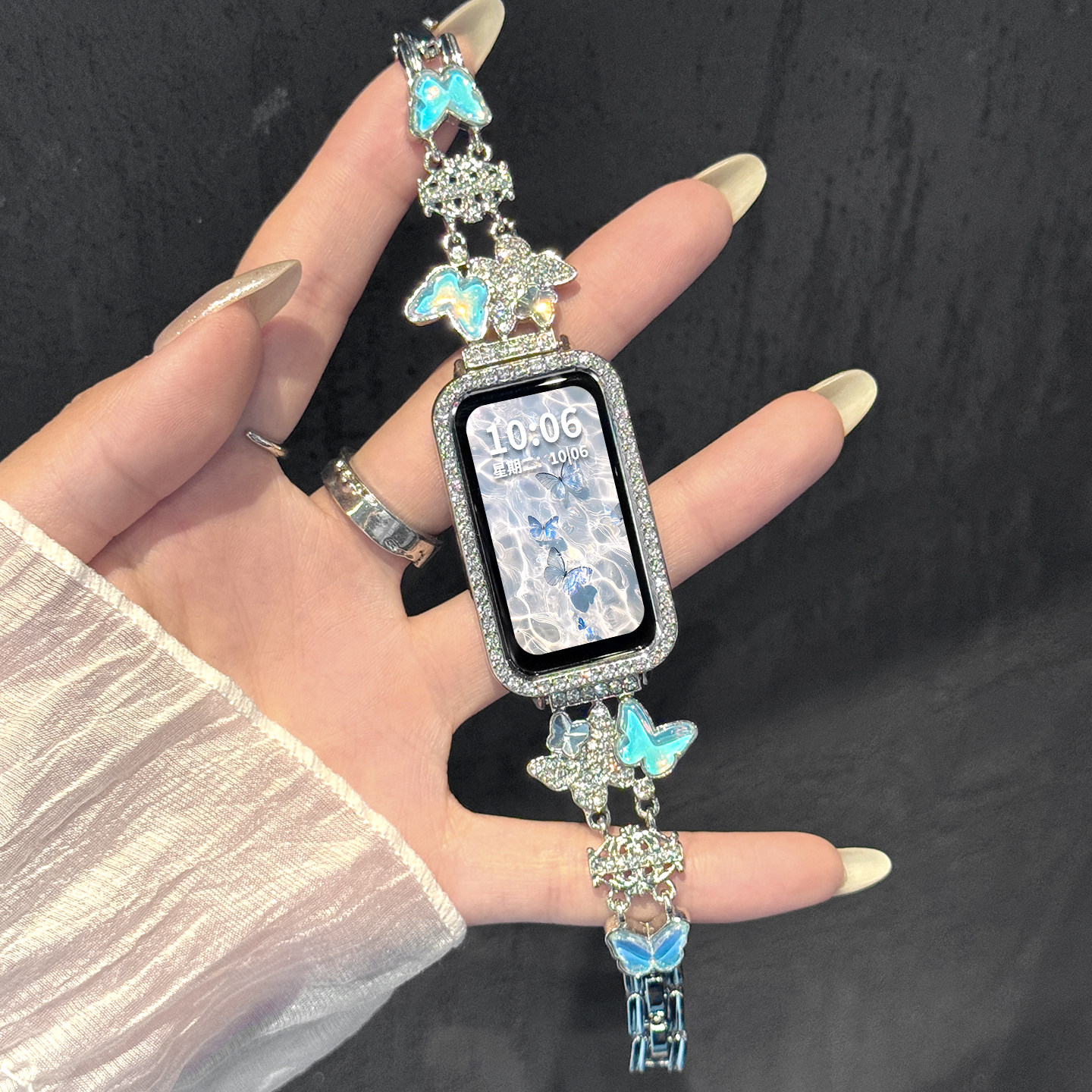 适用于华为手环11表带11pro新款10/9金属8蝴蝶皇冠镶钻链式band7智能NFC荣耀手环10/9春夏季女款高级轻奢