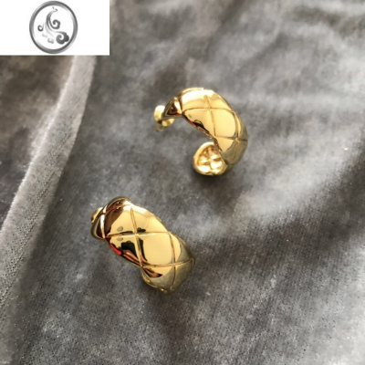 JiMi925银针网红高级感法式菱格波浪纹光面ins简约风半圆C形金银耳钉