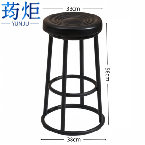 荺炬 凳子