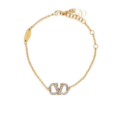 华伦天奴(Valentino)女士时尚金属链条镶钻手链精美大气百搭配饰