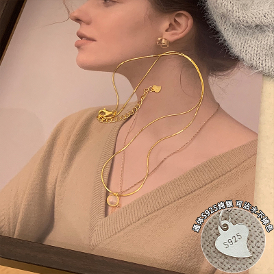 s925纯银白玉髓吊坠项链女轻奢高级感时尚百搭气质毛衣链配饰送女朋友老婆情人节七夕生日礼物