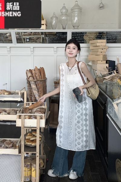 YIBUSHENG高级感蕾丝镂空正反两穿背心裙女装季2024新款设计感叠穿连衣裙