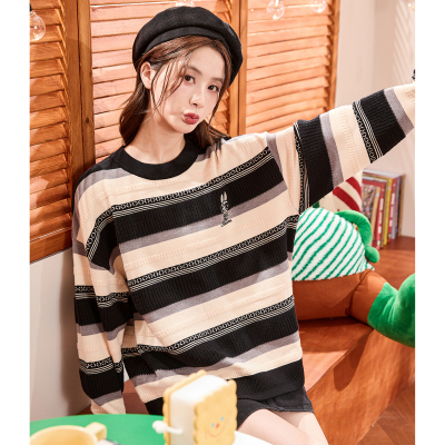 [3件8.5折110.4元,叠加优惠券]飞天小女警联名款圆领条纹毛线衫唐狮年毛衣女秋冬外穿
