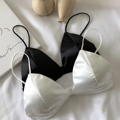 2020新款三角杯内衣女无钢圈文胸薄款少女性感聚拢抹胸胸罩