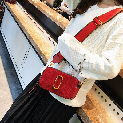 新款新款韩版女秋冬复古磨砂小方包宽带包单肩斜挎休闲双层小包包SN4936-定制红色红色