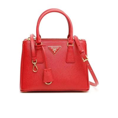 红色可调节单肩包时尚简约拉链设计女包