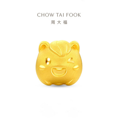 周大福马年生肖系列 小马头足金黄金吊坠转运珠送礼物 EOR1454
