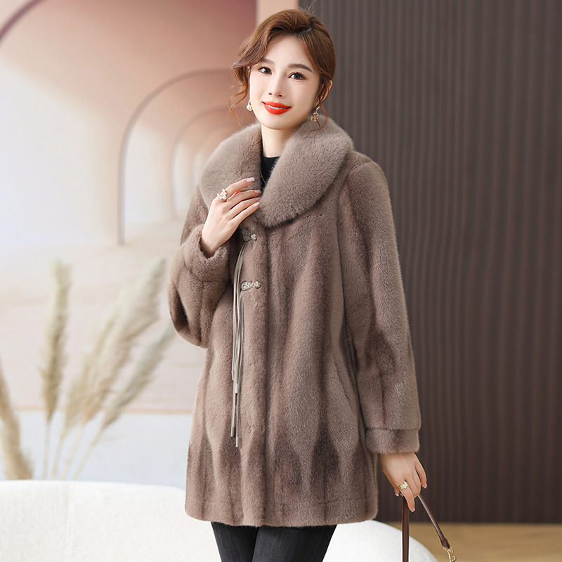 中年妈妈仿水貂绒皮毛一体大衣女秋冬新款阔太太时尚保暖外套