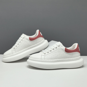 男生头层牛皮白色板鞋男款潮鞋真皮轻奢高端欧洲站男鞋休闲鞋男士