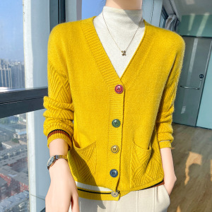 春秋女装韩版口袋毛衣外套宽松女式V领长袖外搭彩扣针织开衫