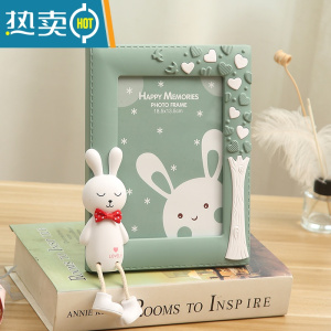 敬平7寸创意可爱相框摆台照片摆件儿童房桌面相架卡通老鼠家居装饰品 害羞兔 竖 墨绿 7寸