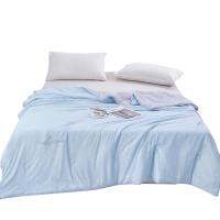 金丝莉(kintheri) 清逸蚕丝被 JB-1381 规格150×210cm 1300G